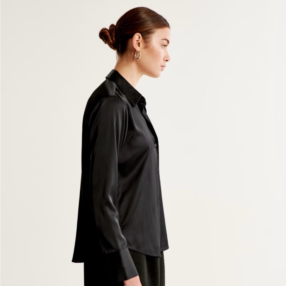 Abercrombie & Fitch Long-Sleeve Satin Button-Up Shirt - Picture 5 of 13